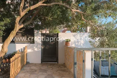 House, Omiš, sea and island view - 9