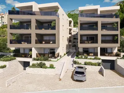 Stan 76 m², Podgora - panoramski pogled na more