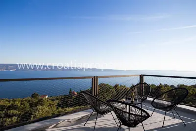Villa 855 m², Omiš - quiet location and panoramic view - 9