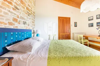 Haus 300 m², Krnica - Anwesen mit Pool und zwei Steinhäusern - 17