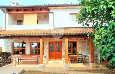 Haus 300 m², Krnica - Anwesen mit Pool und zwei Steinhäusern - 20