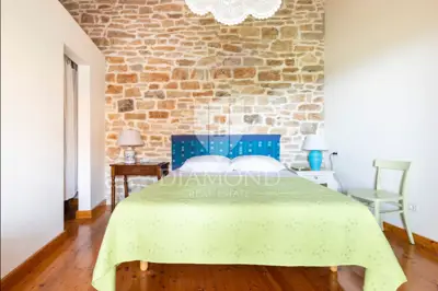 Haus 300 m², Krnica - Anwesen mit Pool und zwei Steinhäusern - 19