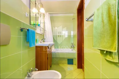 Haus 300 m², Krnica - Anwesen mit Pool und zwei Steinhäusern - 16