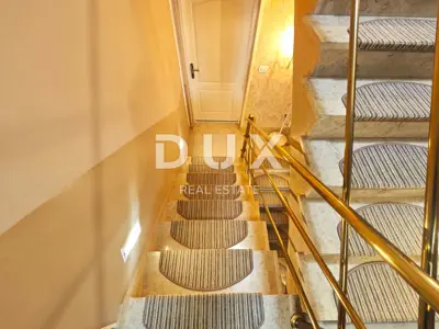 Haus 154 m², Drenova - vollständig renoviert und Garage - 14