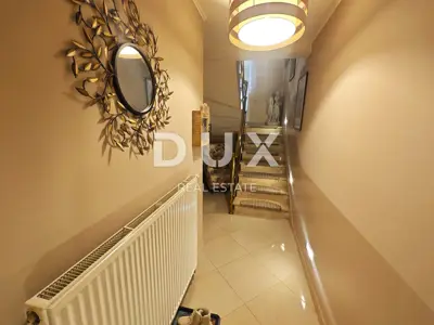 Haus 154 m², Drenova - vollständig renoviert und Garage - 8