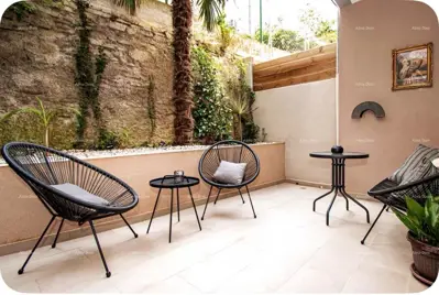 Stan 35 m², Pula Centar - prizemlje, terasa