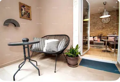 Stan 35 m², Pula Centar - prizemlje, terasa - 10