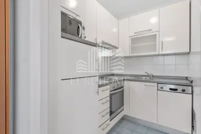 Apartment 44 m², Trešnjevka - Sjever, furnished and decorated - 6