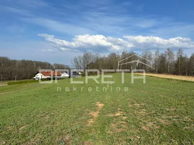 Zemljište 4.510 m², Žakanje - mir i privatnost uz šumu