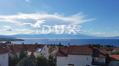 Apartmenthaus 560 m², Malinska - 6 Einheiten, 400 m vom Meer