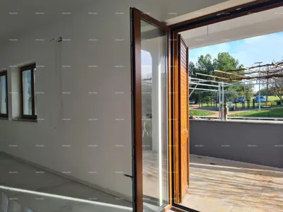 Poreč – Familienhaus mit zwei Wohneinheiten - 8