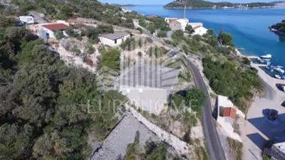 Vila 250 m², Ražanj - prvi red do mora - 14