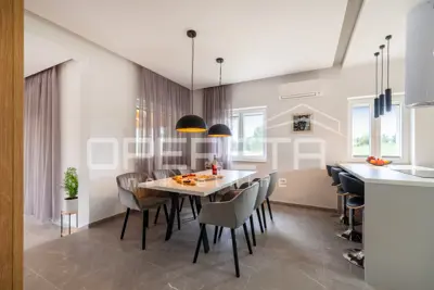 Haus zum Kauf in Ninski Stanovi, 172 m² - 5