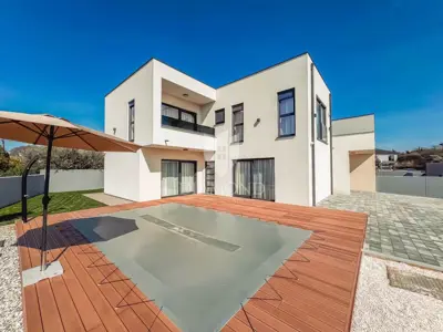 Vila 188 m², Pomer - pogled na more i marinu - 19