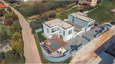 Vila 188 m², Pomer - pogled na more i marinu - 20