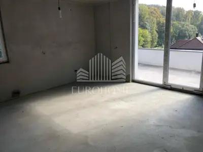 Mixed-use residential-commercial building 333 m², Šestinski dol - 4