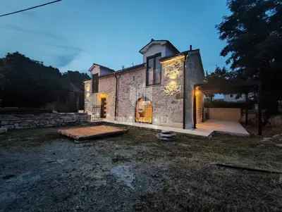 Labin, renovated Istrian stone house 158 m² with terrace - 2