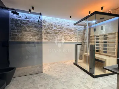 Labin, renovated Istrian stone house 158 m² with terrace - 6