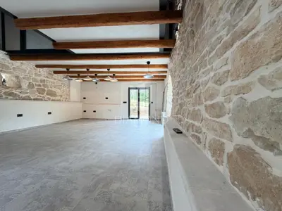 Labin, renovated Istrian stone house 158 m² with terrace - 12