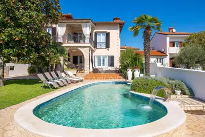 Vila 430 m², Umag - prvi red do mora - 5