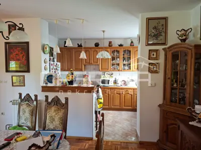 Haus zum Kauf in Centar, 184 m² - 6