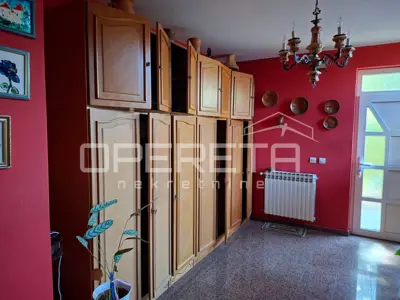 Haus zum Kauf in Centar, 184 m² - 15