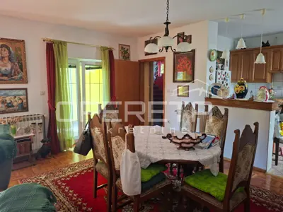 Haus zum Kauf in Centar, 184 m² - 8