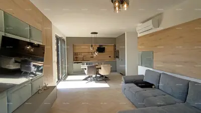 Wohnung 51,5 m², Banjole - Garten 121 m² und Pergola