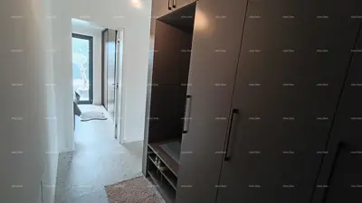 Wohnung 51,5 m², Banjole - Garten 121 m² und Pergola - 12