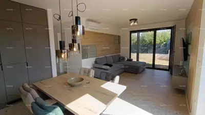 Wohnung 51,5 m², Banjole - Garten 121 m² und Pergola - 3