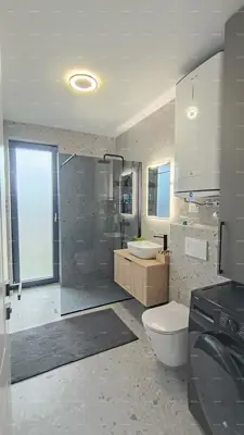Wohnung 51,5 m², Banjole - Garten 121 m² und Pergola - 11