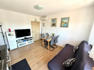 Jadranovo - namješten stan s parkingom! - 2