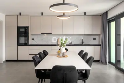 Kuća 237 m², Labin-Rabac, bazen i pogled na more - 11