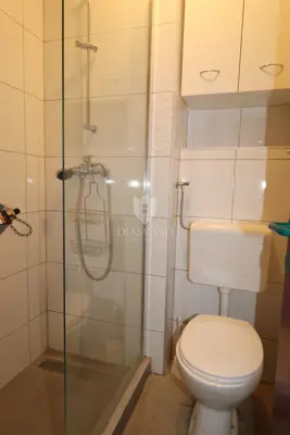 Stan u Puli, Centar - 3 spavaće sobe i terasa - 7