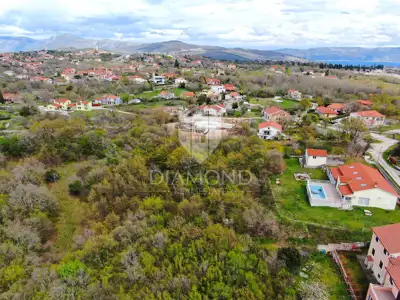 Bauland 2.169 m², Labin - Stadtrand und Blick auf die Hügel - 6