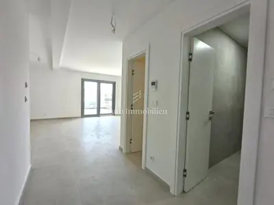 Stan 90 m², Čiovo - dvije spavaće sobe, balkon - 3