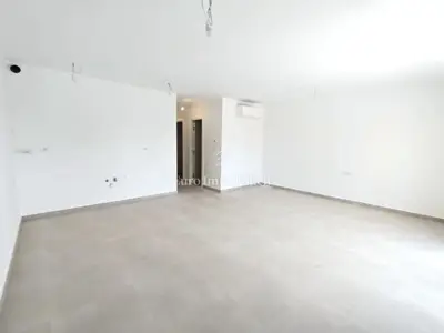 Stan 90 m², Čiovo - dvije spavaće sobe, balkon - 5