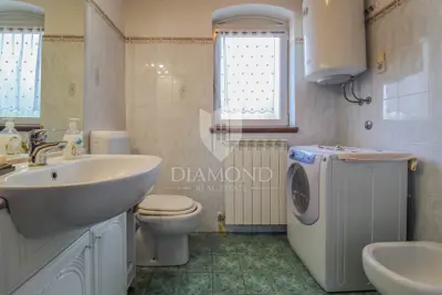 Kuća 374 m², Umag okolica - pogled na more - 11