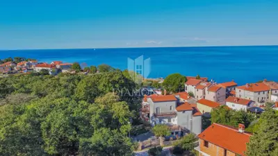 Kuća 374 m², Umag okolica - pogled na more