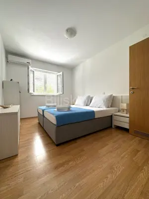 Kuća 220 m², Račišće - centar, 25 m od mora - 19