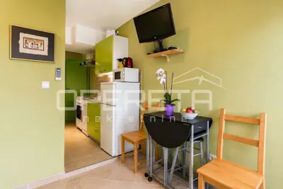 Korčula, dva apartmana s pogledom i velikom terasom - 11