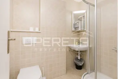 Korčula, dva apartmana s pogledom i velikom terasom - 18