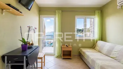 Korčula, dva apartmana s pogledom i velikom terasom - 9