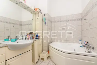 Wohnung zum Kauf in Centar, 135 m² - 13
