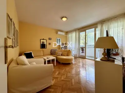 Wohnung 68 m², Kantrida, Rijeka - 2 Schlafzimmer, Loggia