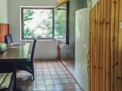 Rijetka prilika na Žumberku – kuća i zemljište uz izvor - 13