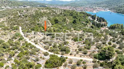 Land 932 m², Vela Luka - near the sea and the center - 5