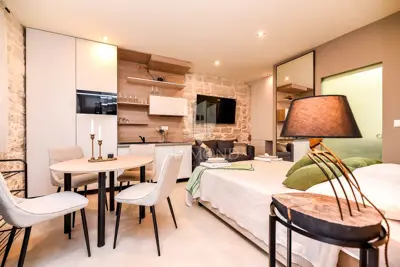 Studio apartman 23 m², Bale - uređen i namješten
