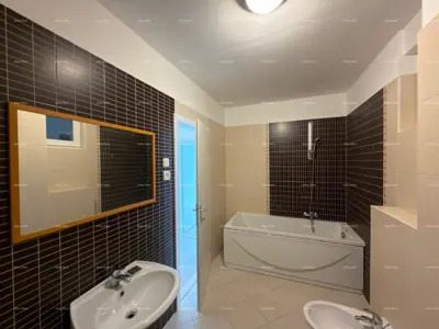 Wohnung 138 m², Pula Zentrum, renoviert und nahe dem Zentrum - 14