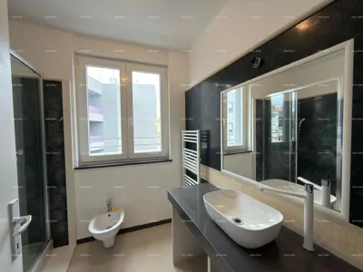 Wohnung 138 m², Pula Zentrum, renoviert und nahe dem Zentrum - 19
